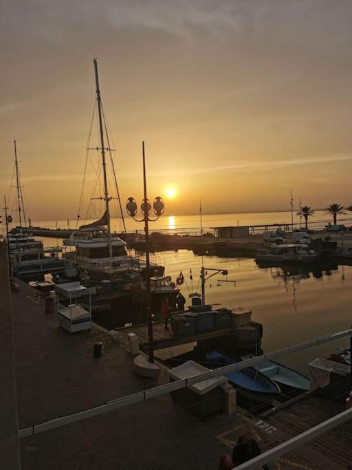 Superbe Apt Vue Mer- 6 Pers- Hyper Centre Le Grau-du-Roi Luaran gambar